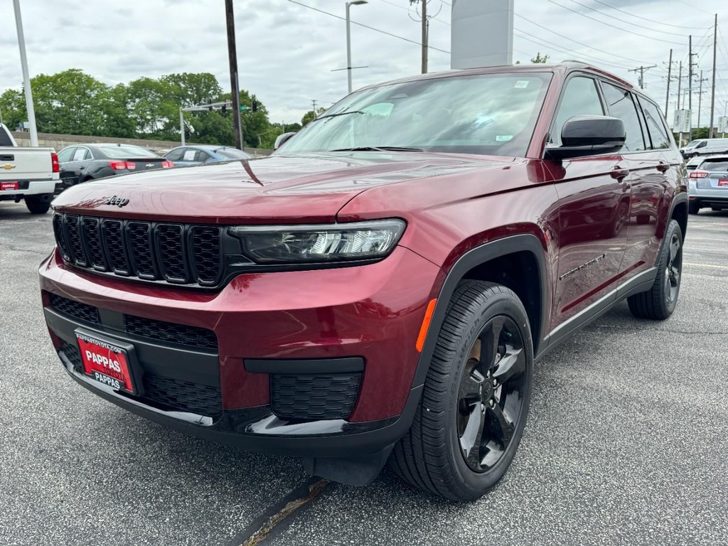 Jeep Grand Cherokee L Vehicle Full-screen Gallery Image 08