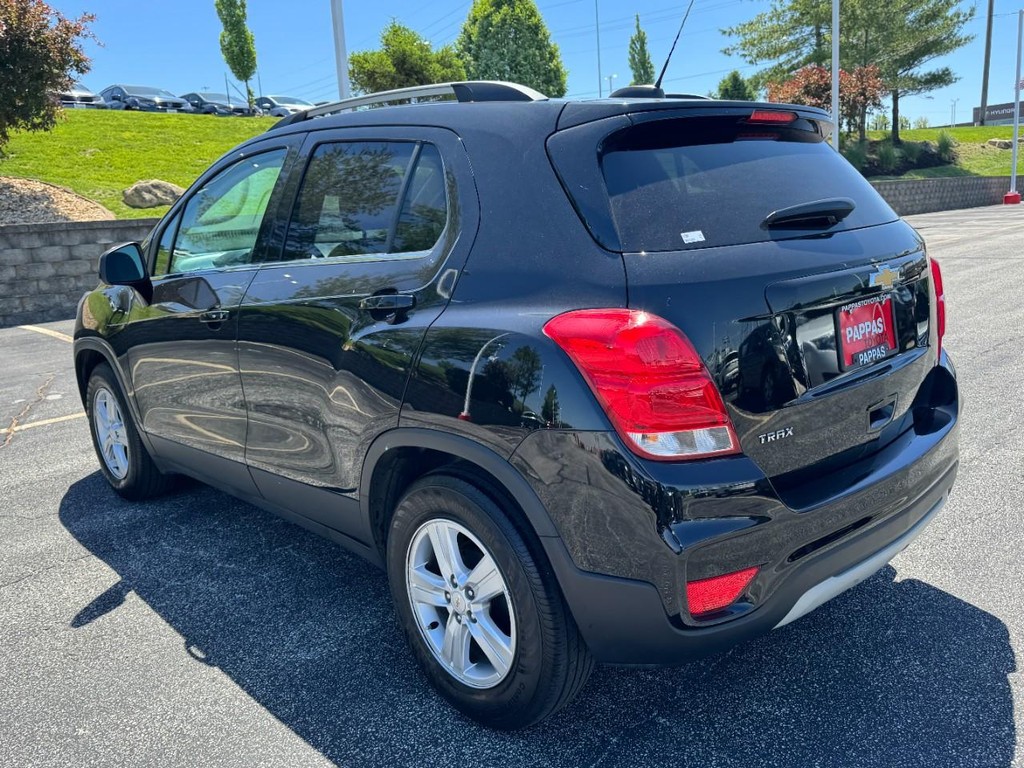 Chevrolet Trax Vehicle Full-screen Gallery Image 05