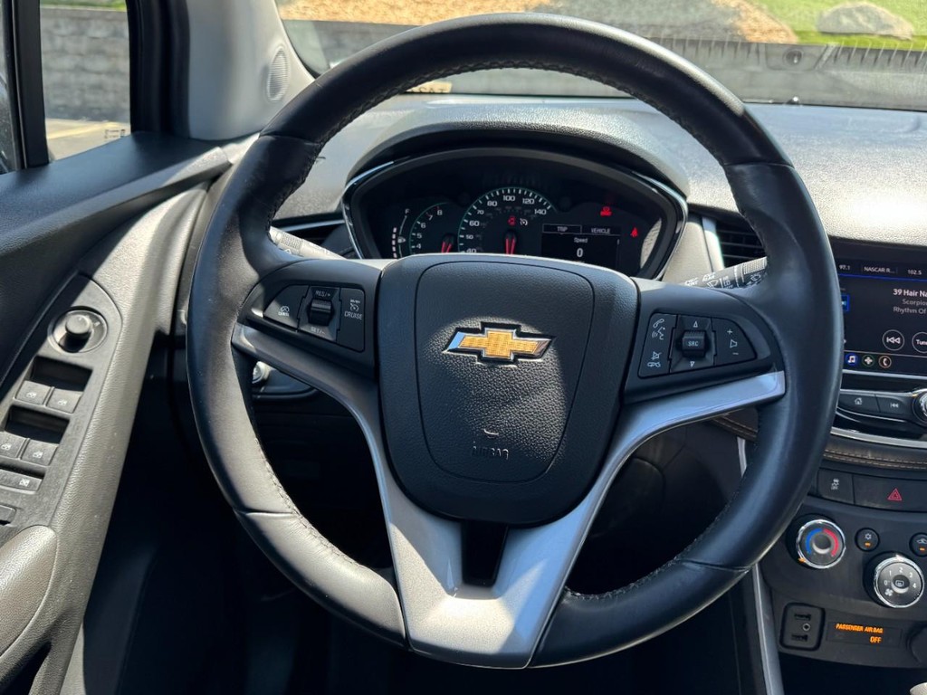 Chevrolet Trax Vehicle Full-screen Gallery Image 12