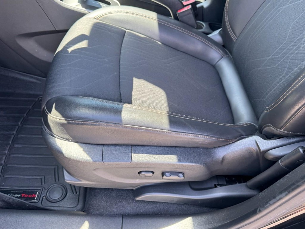 Chevrolet Trax Vehicle Full-screen Gallery Image 14