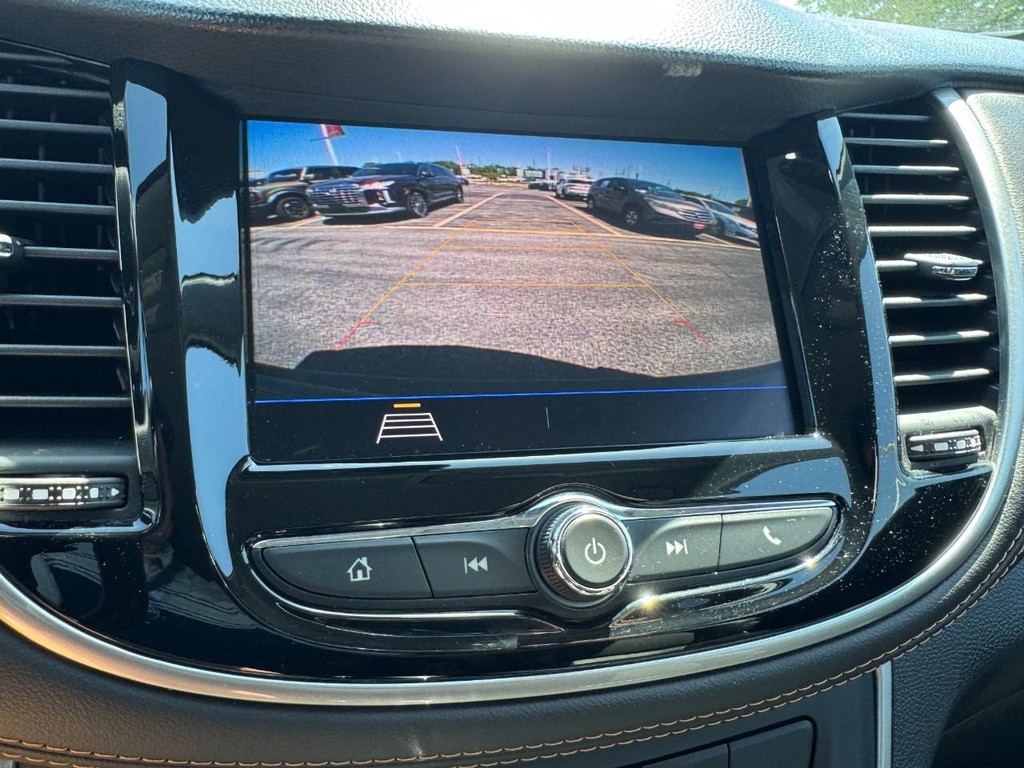 Chevrolet Trax Vehicle Full-screen Gallery Image 20
