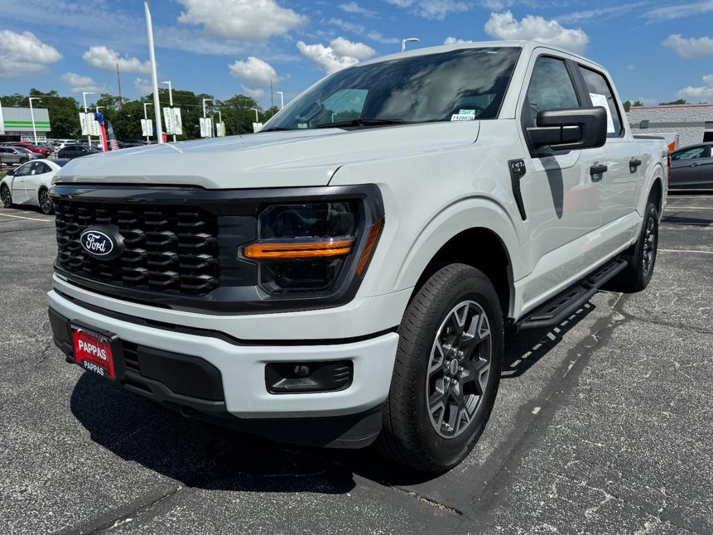 Ford F-150 Vehicle Full-screen Gallery Image 08
