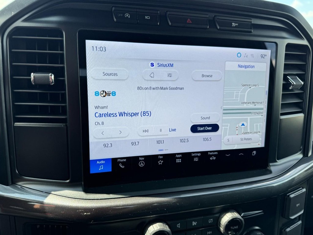 Ford F-150 Vehicle Full-screen Gallery Image 19