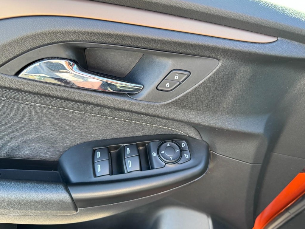 Chevrolet TrailBlazer Vehicle Full-screen Gallery Image 15