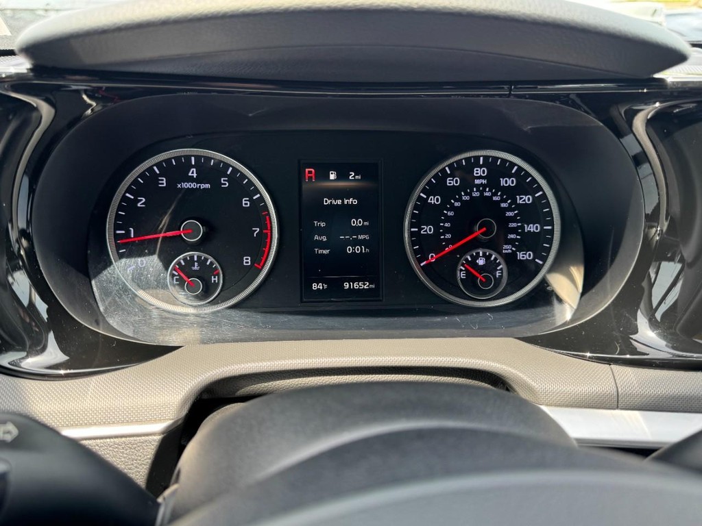 Kia K5 Vehicle Full-screen Gallery Image 21