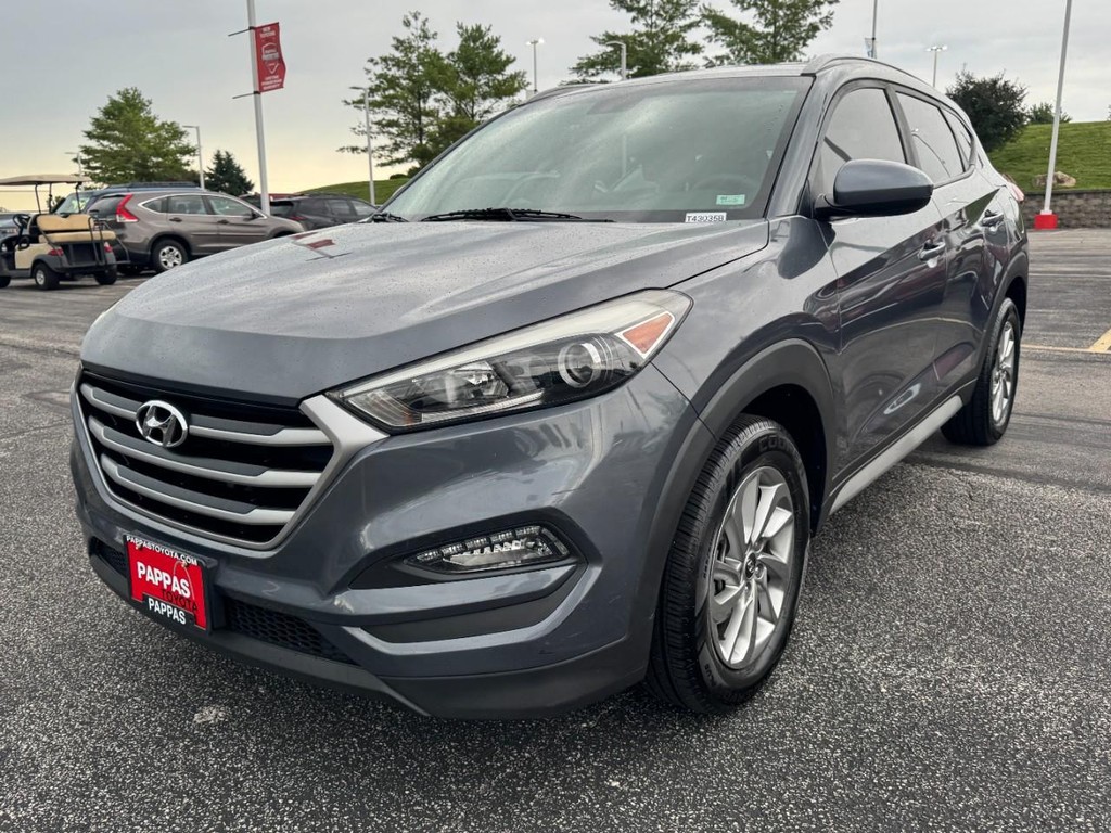 Hyundai Tucson Vehicle Full-screen Gallery Image 08