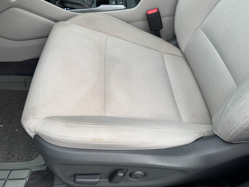 Hyundai Tucson Vehicle Full-screen Gallery Image 14