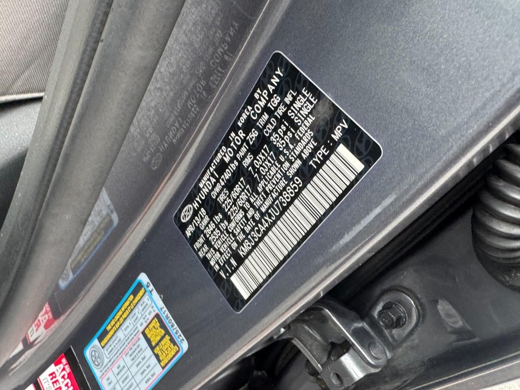 Hyundai Tucson Vehicle Full-screen Gallery Image 22