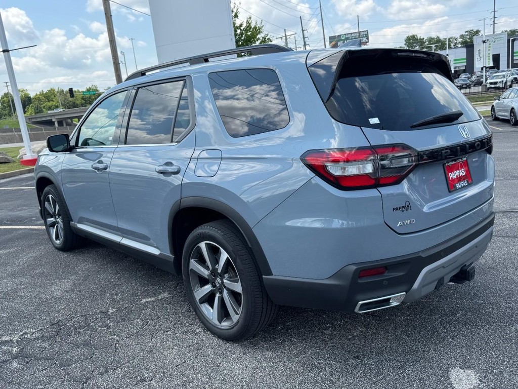 Honda Pilot Vehicle Full-screen Gallery Image 05