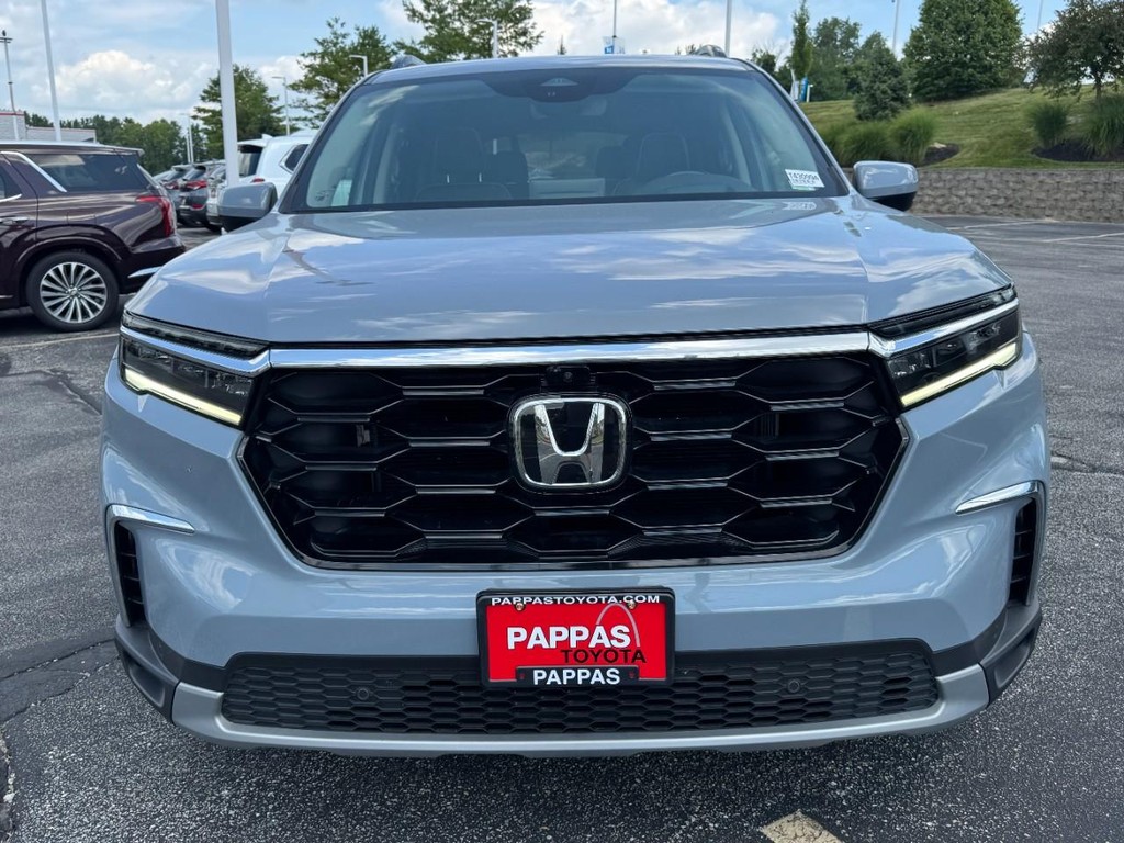 Honda Pilot Vehicle Full-screen Gallery Image 09