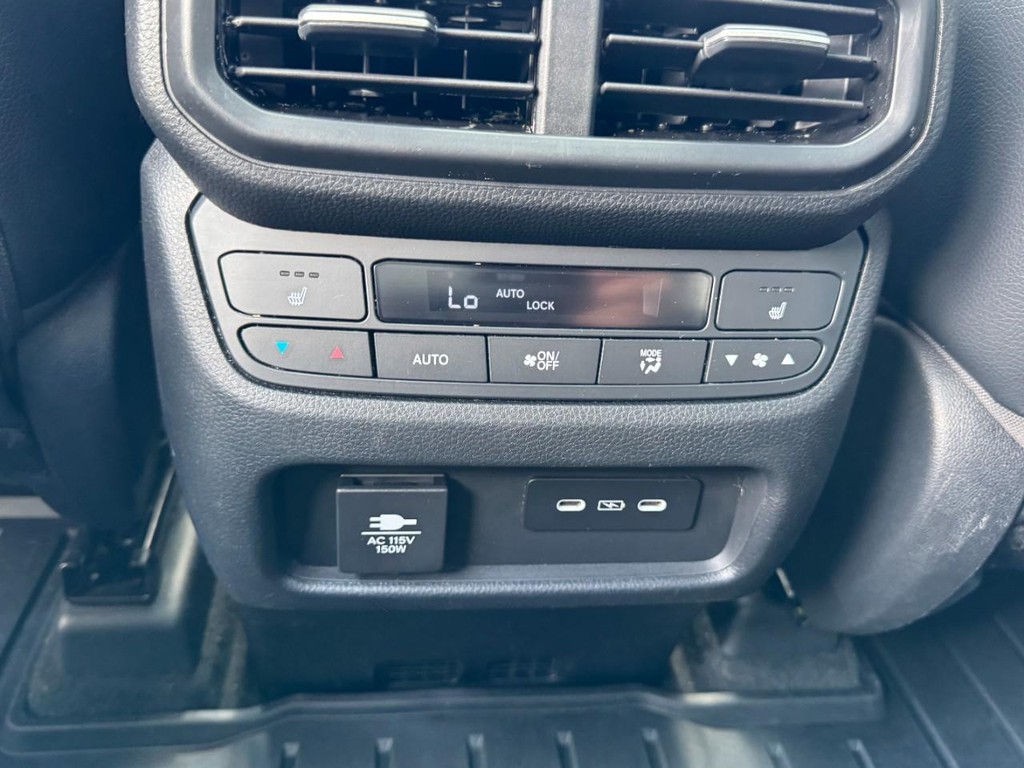 Honda Pilot Vehicle Full-screen Gallery Image 13