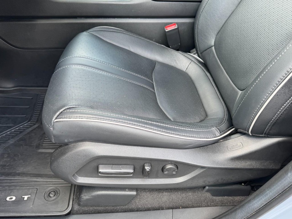 Honda Pilot Vehicle Full-screen Gallery Image 17