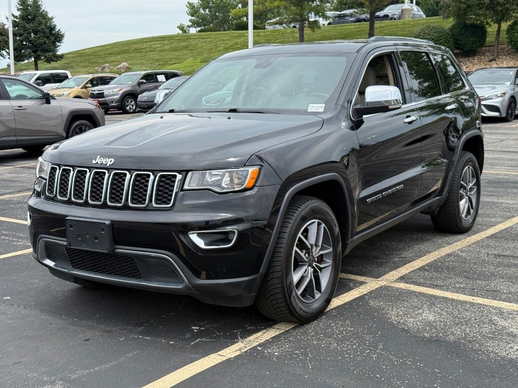 Jeep Grand Cherokee Vehicle Full-screen Gallery Image 09