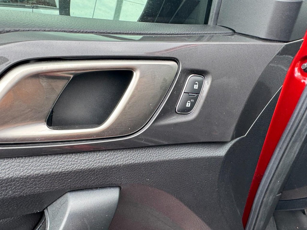 Ford Ranger Vehicle Full-screen Gallery Image 16