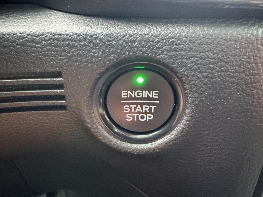 Ford Ranger Vehicle Full-screen Gallery Image 24