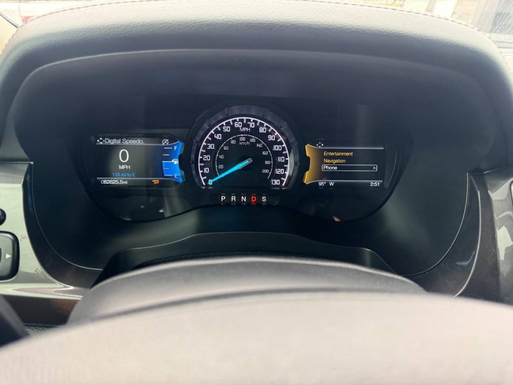 Ford Ranger Vehicle Full-screen Gallery Image 25