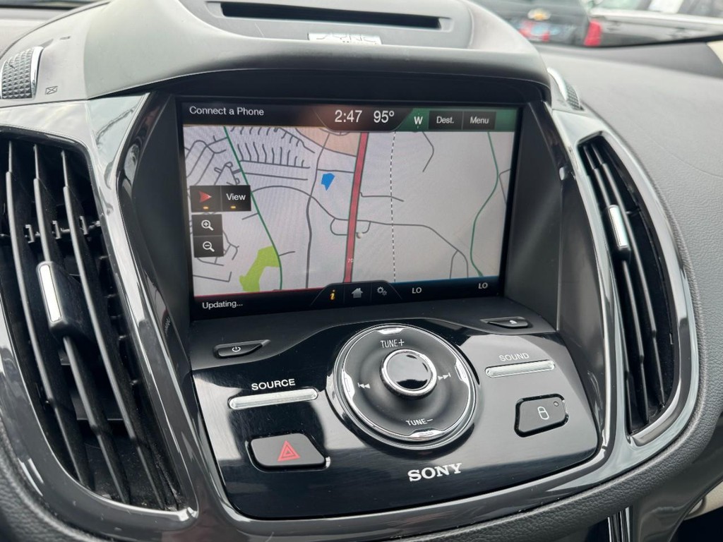Ford Escape Vehicle Full-screen Gallery Image 22
