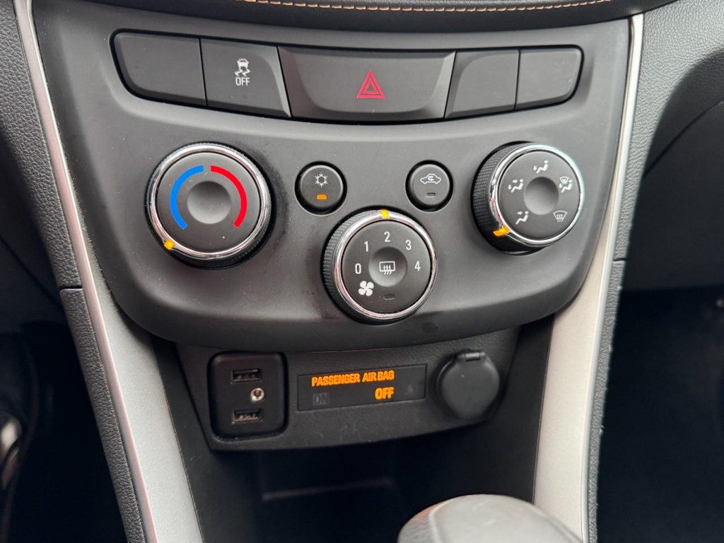 Chevrolet Trax Vehicle Full-screen Gallery Image 18