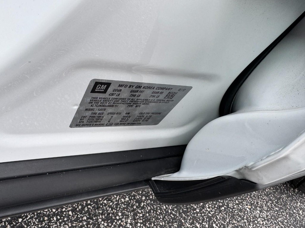 Chevrolet Trax Vehicle Full-screen Gallery Image 22