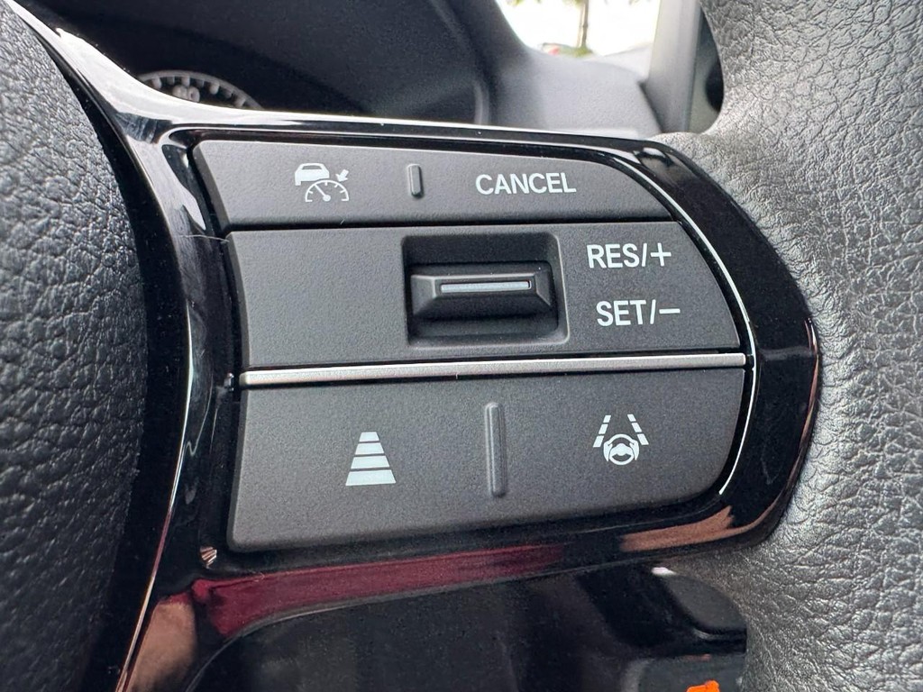 Honda Civic Sedan Vehicle Full-screen Gallery Image 17