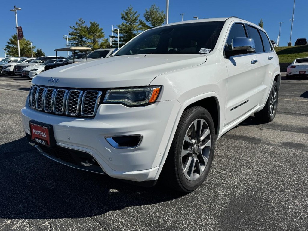 Jeep Grand Cherokee Vehicle Full-screen Gallery Image 08