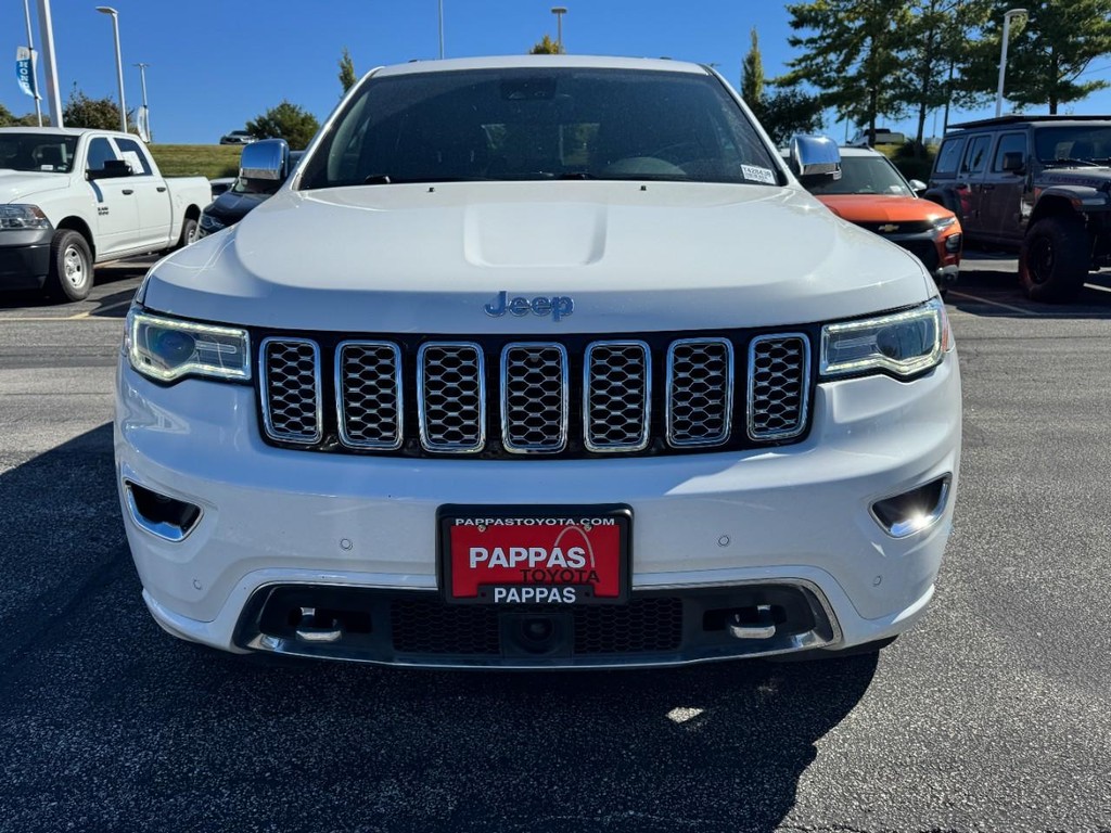 Jeep Grand Cherokee Vehicle Full-screen Gallery Image 09