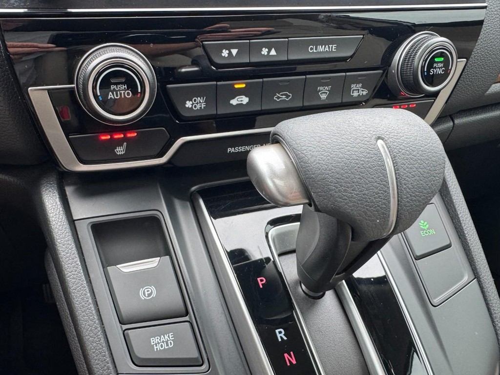 Honda CR-V Vehicle Full-screen Gallery Image 19