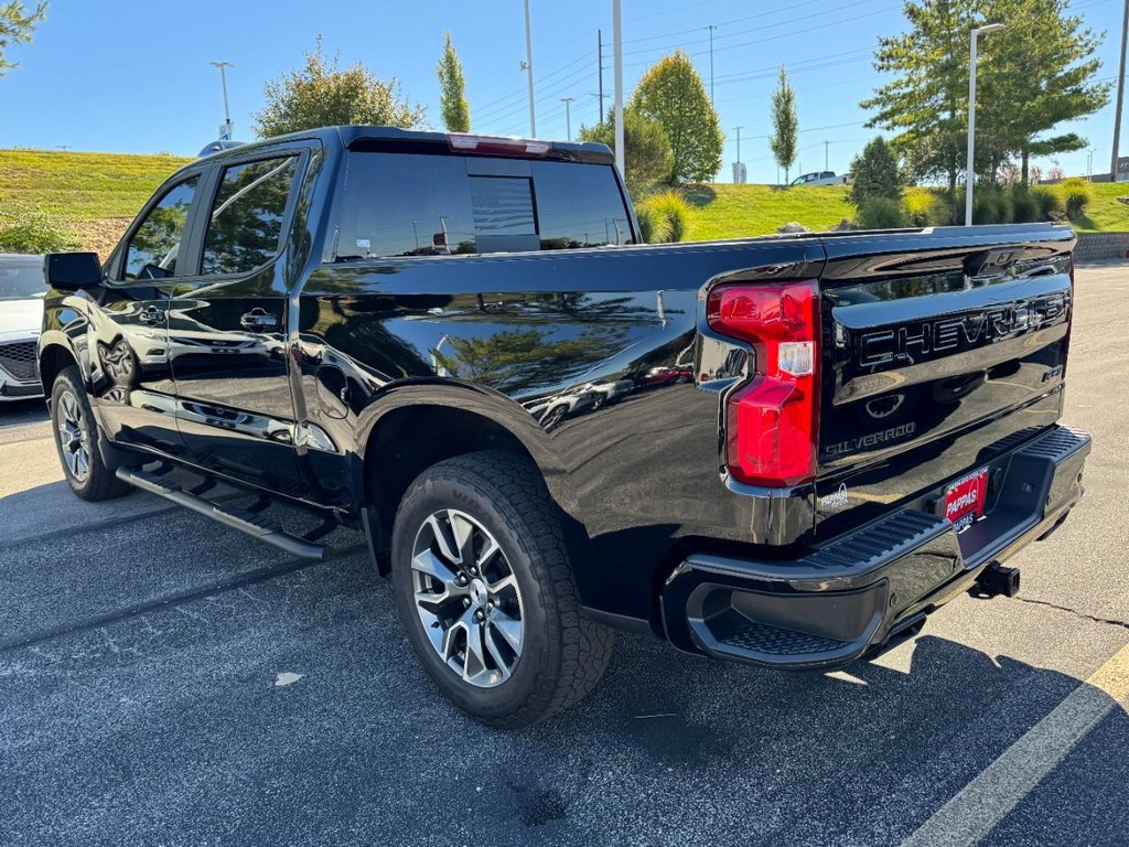 Chevrolet Silverado 1500 Vehicle Full-screen Gallery Image 05