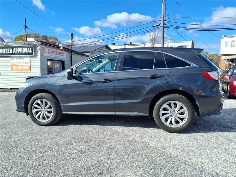 Acura RDX Vehicle Full-screen Gallery Image 10