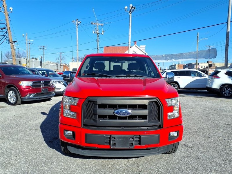 Ford F-150 Vehicle Full-screen Gallery Image 03