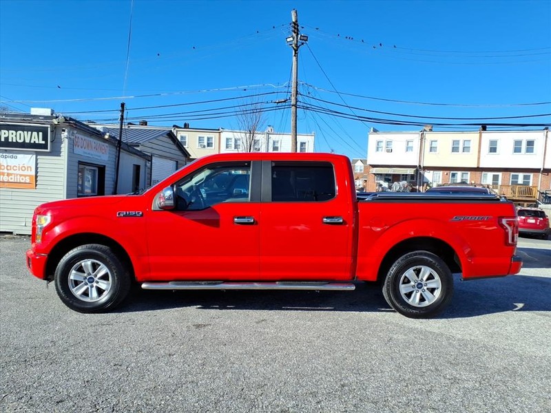 Ford F-150 Vehicle Full-screen Gallery Image 10