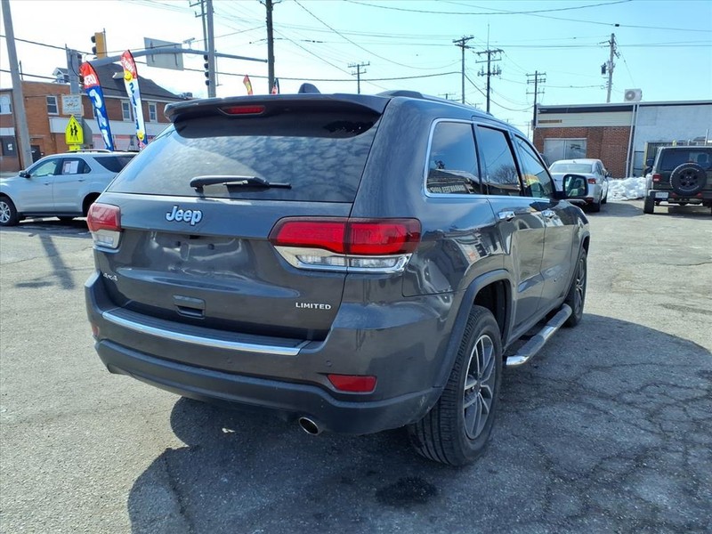 Jeep Grand Cherokee Vehicle Full-screen Gallery Image 07