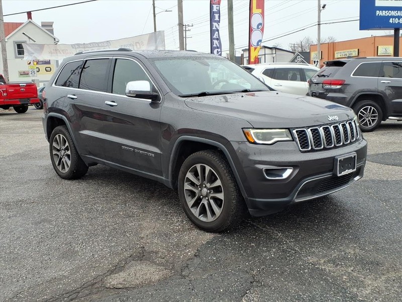 Jeep Grand Cherokee Vehicle Full-screen Gallery Image 04