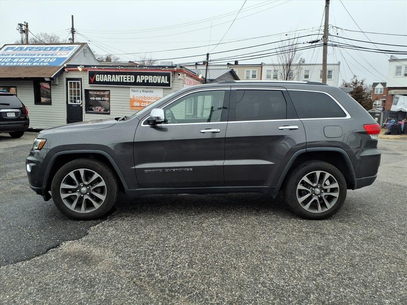 Jeep Grand Cherokee Vehicle Full-screen Gallery Image 08