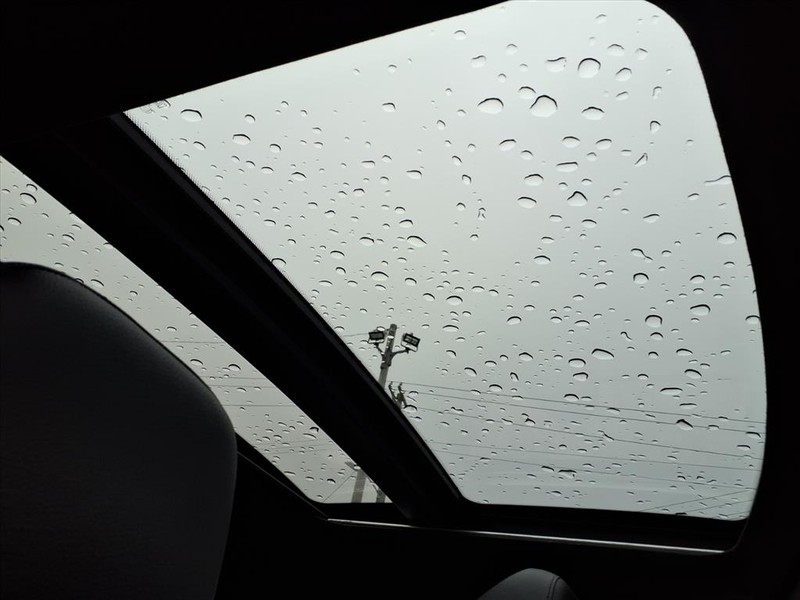 Hyundai Veloster Vehicle Full-screen Gallery Image 15