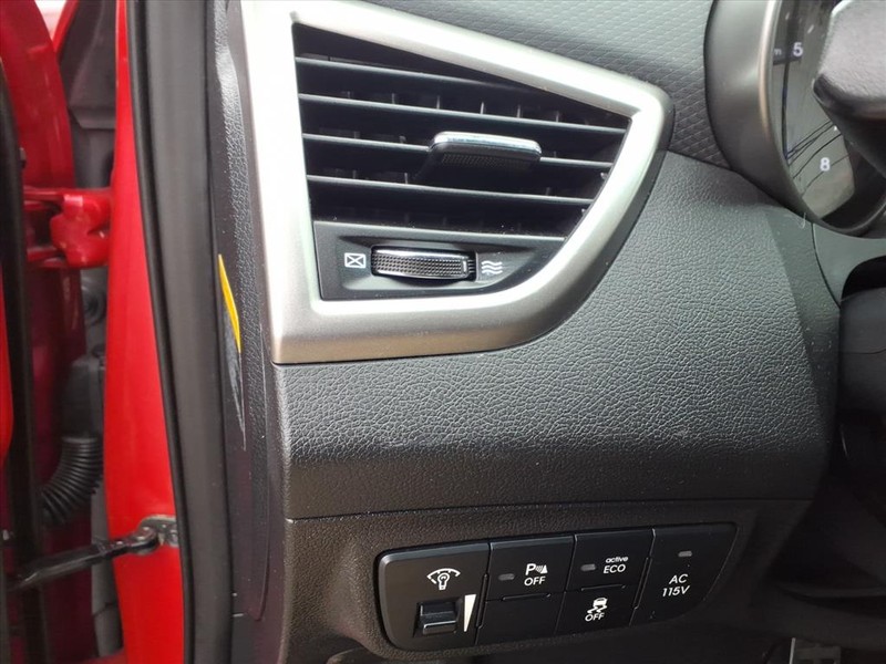 Hyundai Veloster Vehicle Full-screen Gallery Image 18