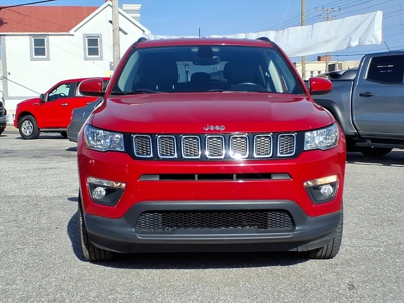 Jeep Compass Vehicle Full-screen Gallery Image 03