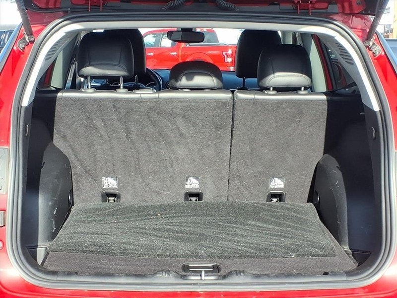 Jeep Compass Vehicle Full-screen Gallery Image 12