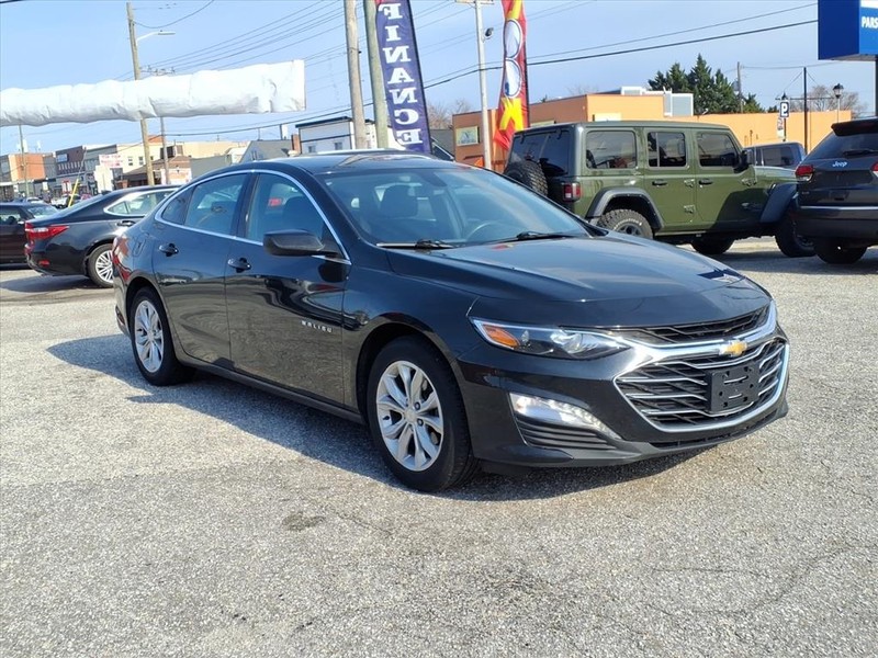 Chevrolet Malibu Vehicle Full-screen Gallery Image 04