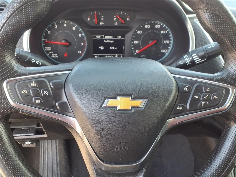 Chevrolet Malibu Vehicle Full-screen Gallery Image 18