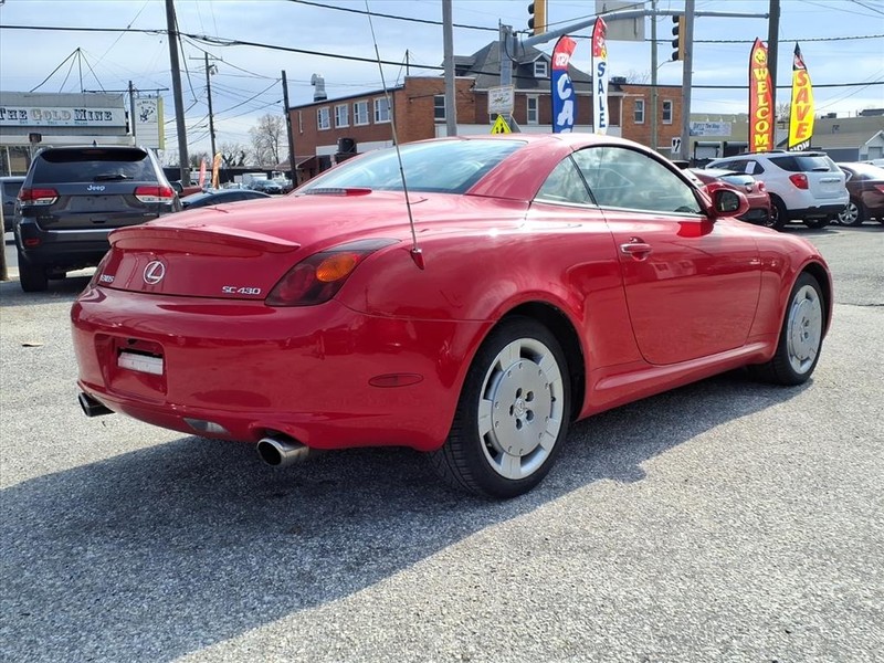 Lexus SC 430 Vehicle Full-screen Gallery Image 06