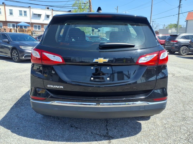 Chevrolet Equinox Vehicle Full-screen Gallery Image 06