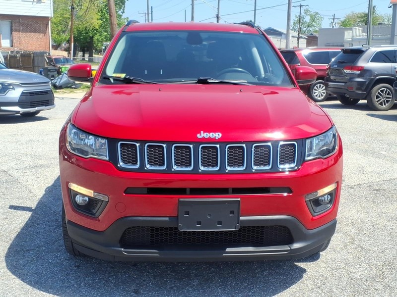 Jeep Compass Vehicle Full-screen Gallery Image 03