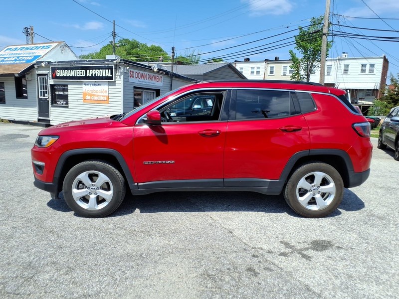 Jeep Compass Vehicle Full-screen Gallery Image 07
