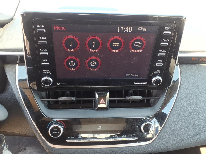 Toyota Corolla Vehicle Full-screen Gallery Image 18