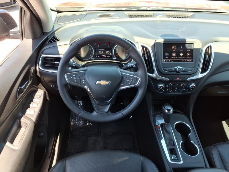 Chevrolet Equinox Vehicle Full-screen Gallery Image 16
