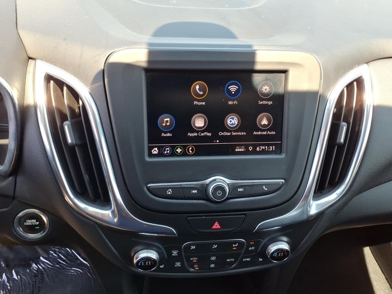 Chevrolet Equinox Vehicle Full-screen Gallery Image 18