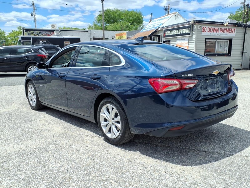 Chevrolet Malibu Vehicle Full-screen Gallery Image 07