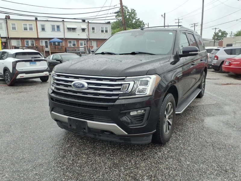 Ford Expedition Max Vehicle Full-screen Gallery Image 02