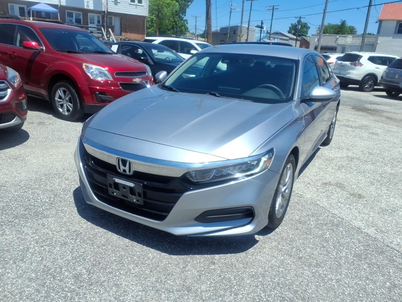 Honda Accord Sedan Vehicle Full-screen Gallery Image 02